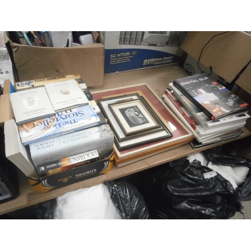 137 - Lot inc books and artwork