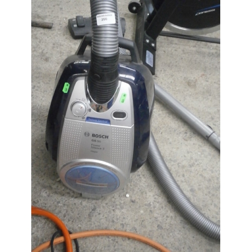 200 - Bosch compact vacuum cleaner