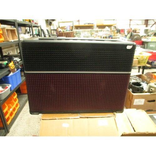 45 - Line 6 Amplifi 75 amplifier