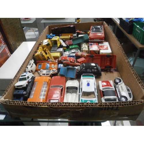 419 - Box of assorted diecast vehicles