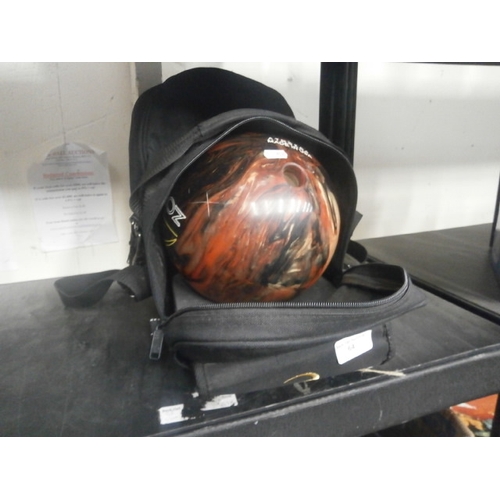 64 - Ten pin bowling bowl with case