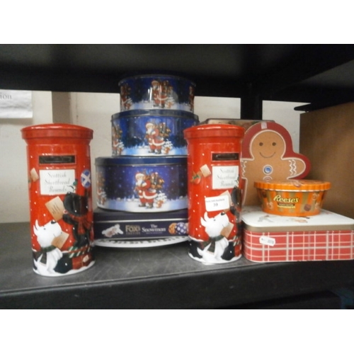 39 - Collection of assorted biscuit tins