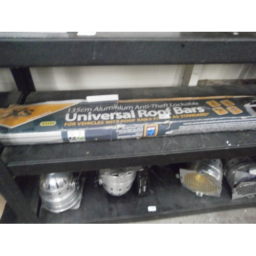 85 - Universal roof bars