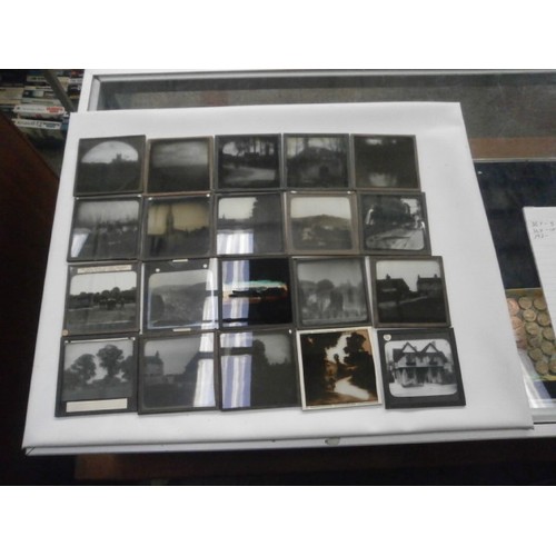 345 - Lot inc vintage glass lantern slide viewer and quantity of lantern slides