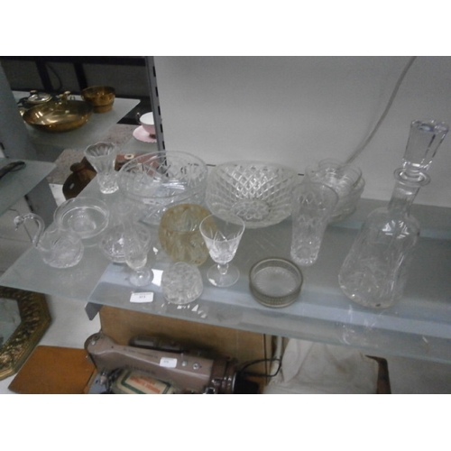 373 - Collection of decorative glassware