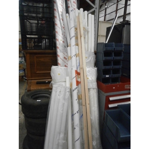 478 - Lot inc new drainage pipes, white PVC cable tidies, etc