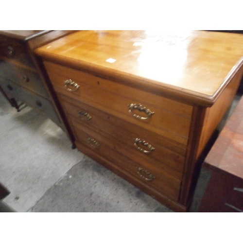 724 - A large vintage 3 drawer bedroom chest