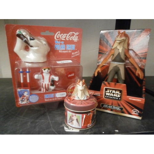 40 - Two Star Wars and Coca-Cola figures