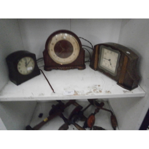 298 - Three assorted vintage clocks