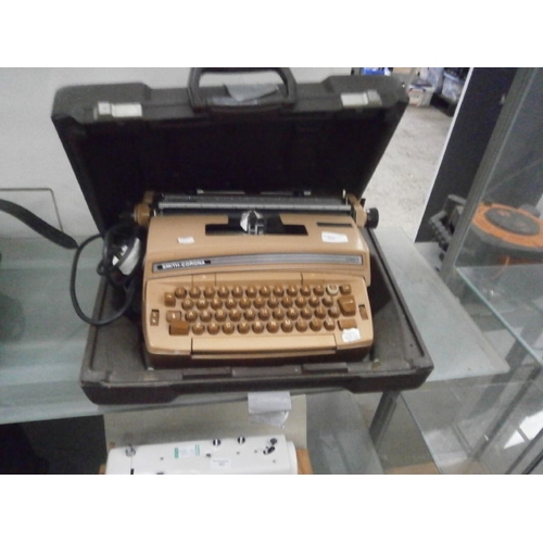 355 - Vintage Smith-Corona C 500 typewriter