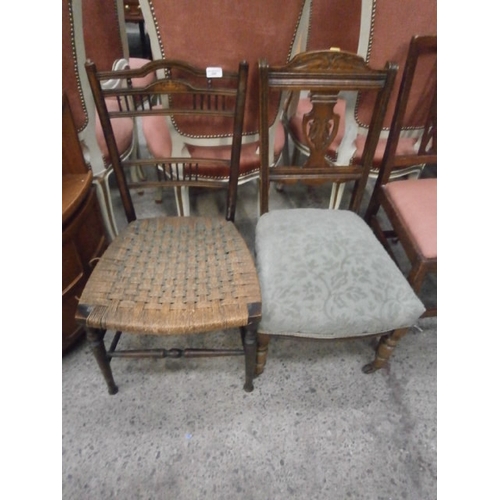 688 - 2 x vintage chairs