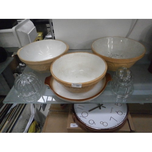 406 - Lot inc three old mixing bowls, glass jelly moulds and stoneware pizza tray