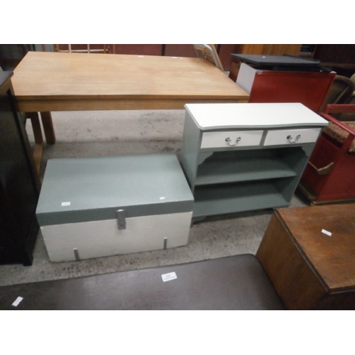 614 - A vintage painted wooden storage box and a painted 2 drawer console stand