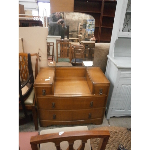 654 - A vintage 2 drawer drop centre dressing chest