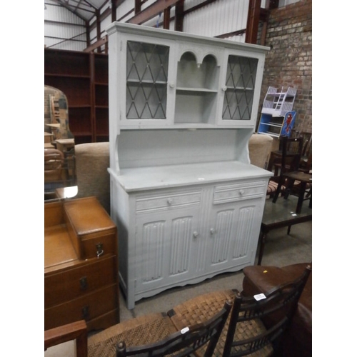 655 - A vintage painted 2 drawer linenfold dresser