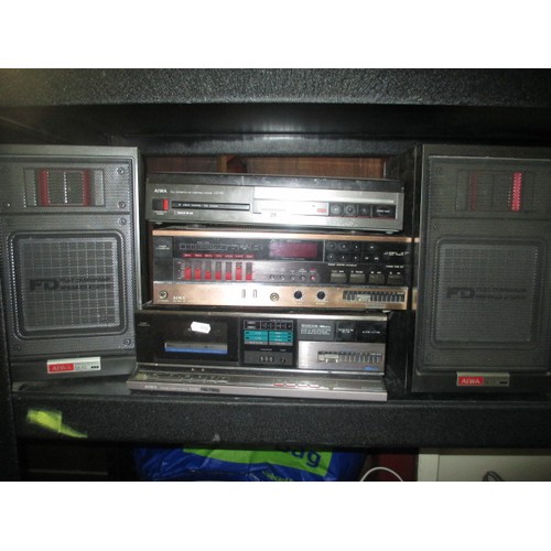 29 - Aiwa Hi-Fi system