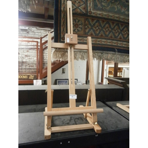 15 - Artists easel