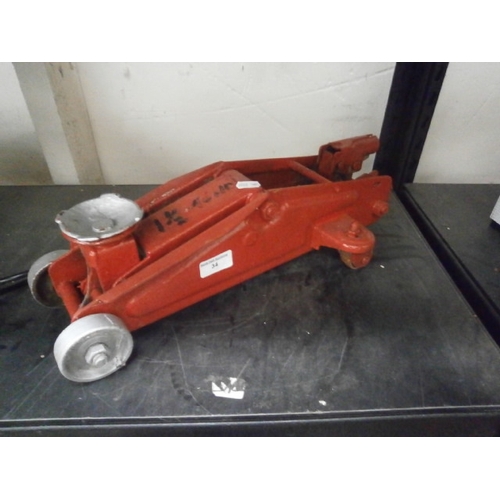 34 - 1 Tonne trolley jack