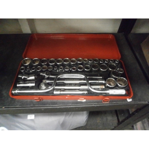 38 - Complete socket set