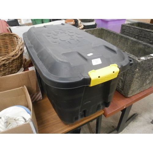 123 - Plastic storage box