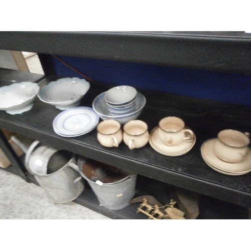 305 - Lot inc China crockery, Denby pottery, etc