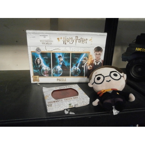 77 - Lot inc Harry Potter puzzle, quiz and soft toy
