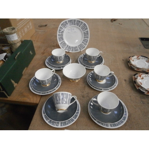 150 - 20 piece Tuscan Manhattan bone china set