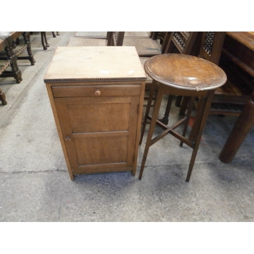 675 - A small vintage wooden cupboard with drawer and a lamp table