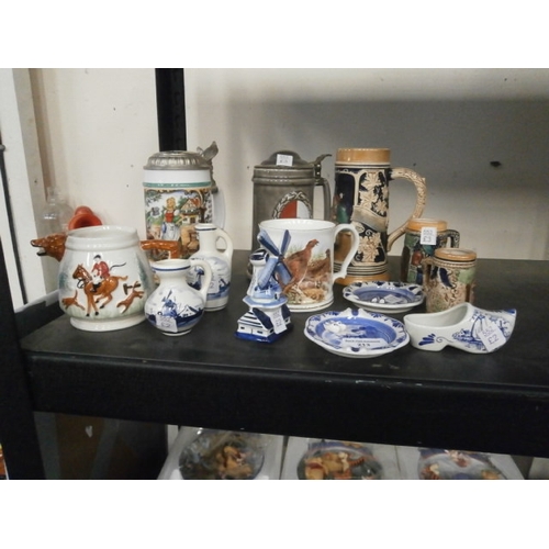 213 - Lot inc assorted steins, Blue & White ornaments, etc