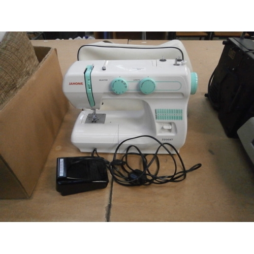 367 - Janome 2200XT sewing machine working