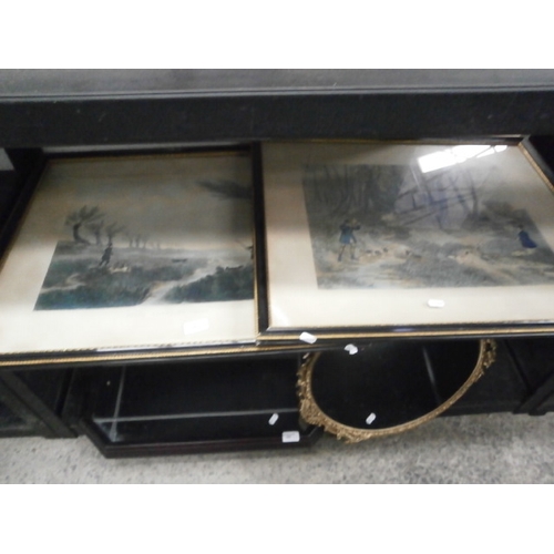 289 - Two vintage framed prints