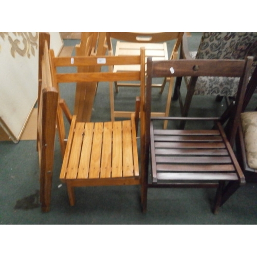 700 - 3 x folding wooden chairs