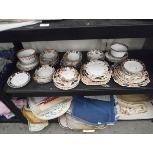 240 - Quantity of vintage china