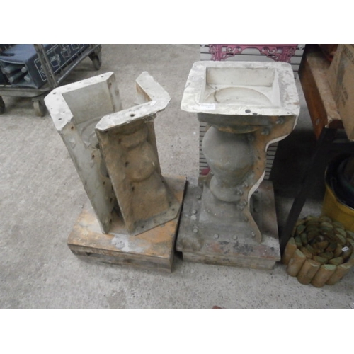 117 - Two Pillar/concrete Mold casts