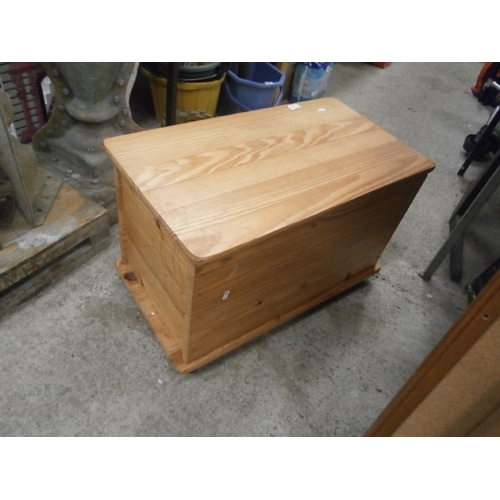 132 - Pine storage box
