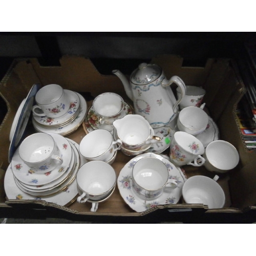 285 - Box of assorted bone china