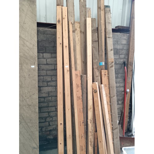 382 - Selection of timber