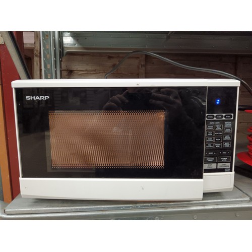 8 - Sharp 800W microwave working