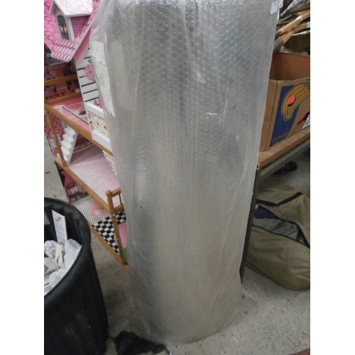 117 - Roll of foil bubble wrap