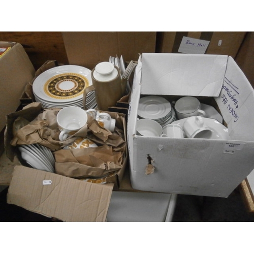 165 - Lot inc retro tableware and Dudson tableware