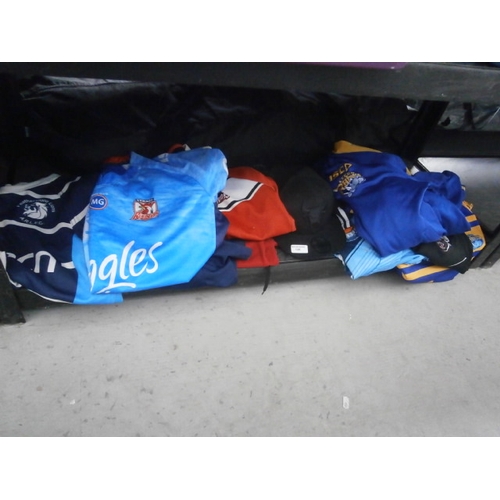 135 - Quantity of assorted rugby shirts