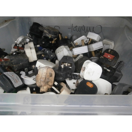 161 - Box of assorted plugs