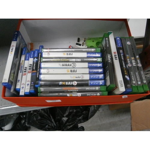 162 - Box of assorted console games