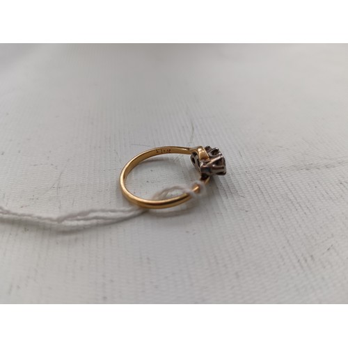 234 - 18ct gold and three diamond ring, weight 3.2 grams
