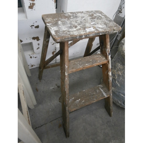 618 - A small set of folding vintage steps