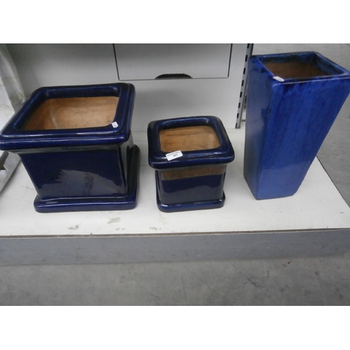 301 - Three decorative plant pots
