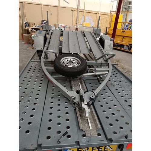 398 - Four hold Phoenix trailers bike trailer, L 126