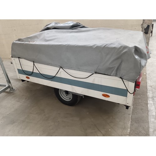 400 - Trigano trailer tent, trailer size L 82