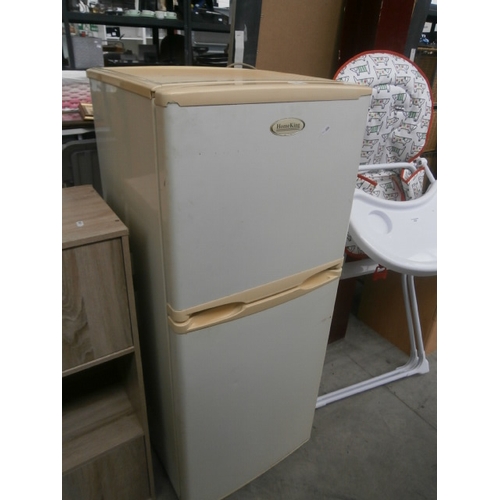 626 - A small vintage HomeKing fridge freezer