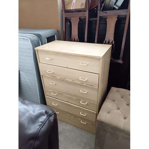 651 - 6 drawer chest